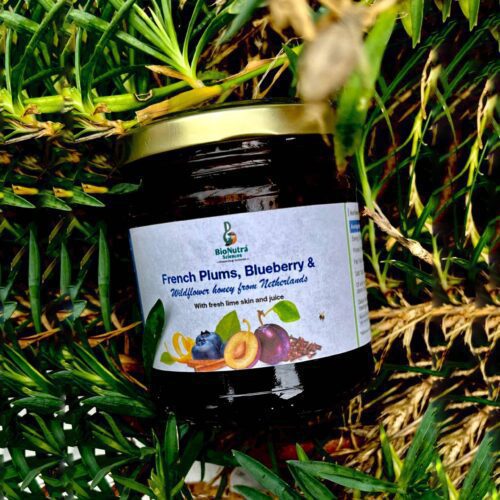 French Plums, Blueberries, Wildflower Honey form Netherlands, Lime skin, Lime juice, Cinnamon and Cloves, special fruit jam, cookie taste 210g
